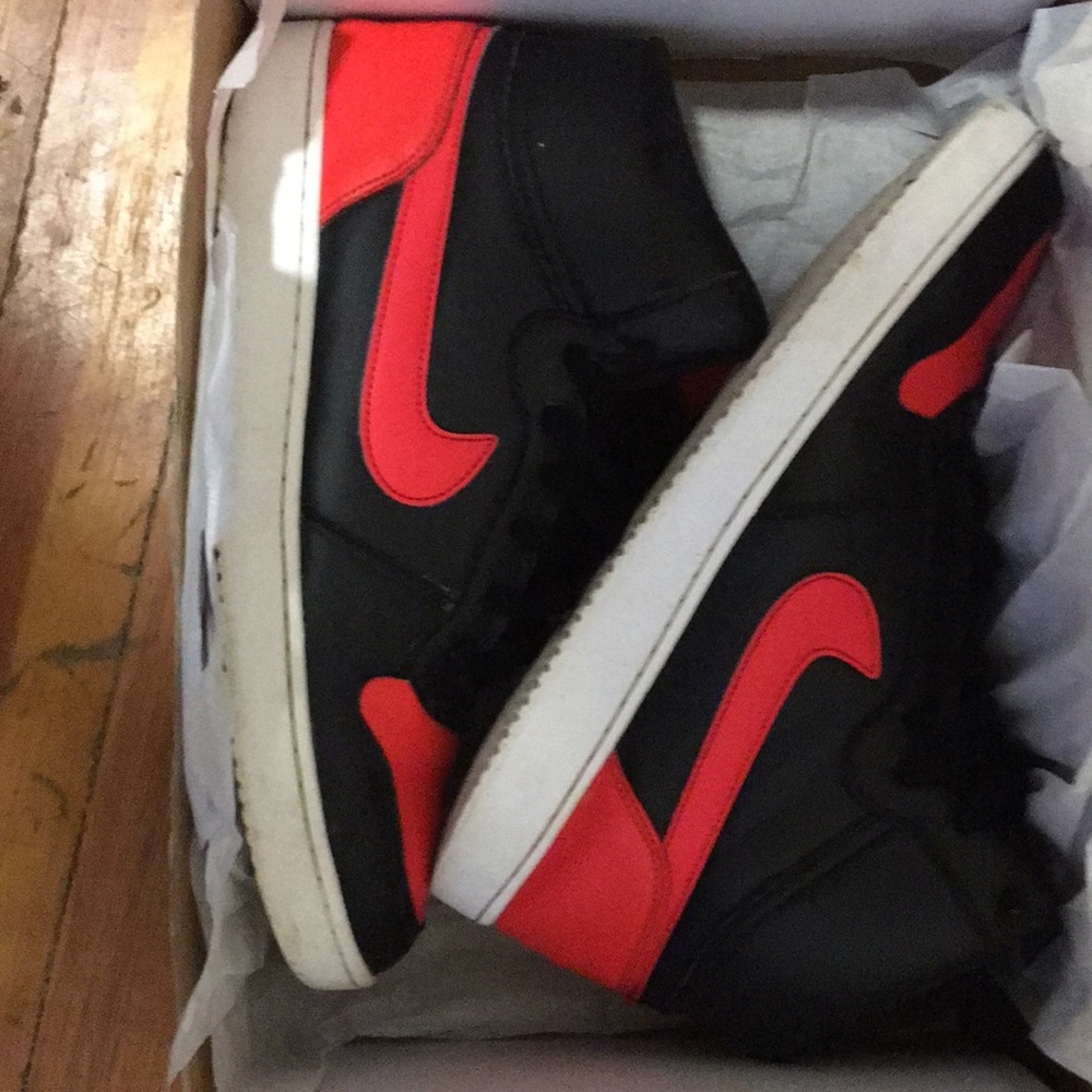 Nike shoes